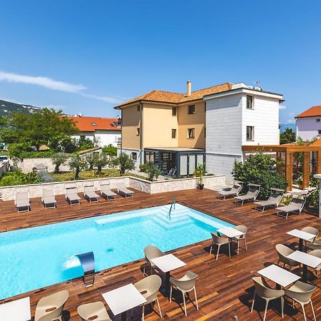 Vila Iris Baska 2 Hotell Exteriör bild