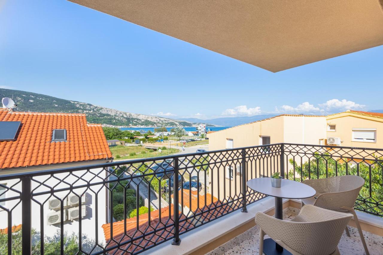 Vila Iris Baska 2 Hotell Exteriör bild