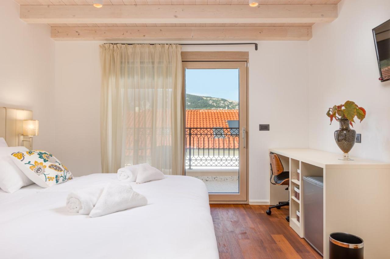 Vila Iris Baska 2 Hotell Exteriör bild