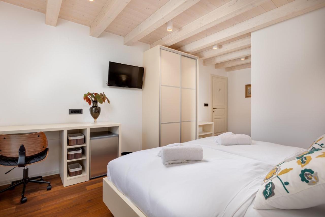 Vila Iris Baska 2 Hotell Exteriör bild